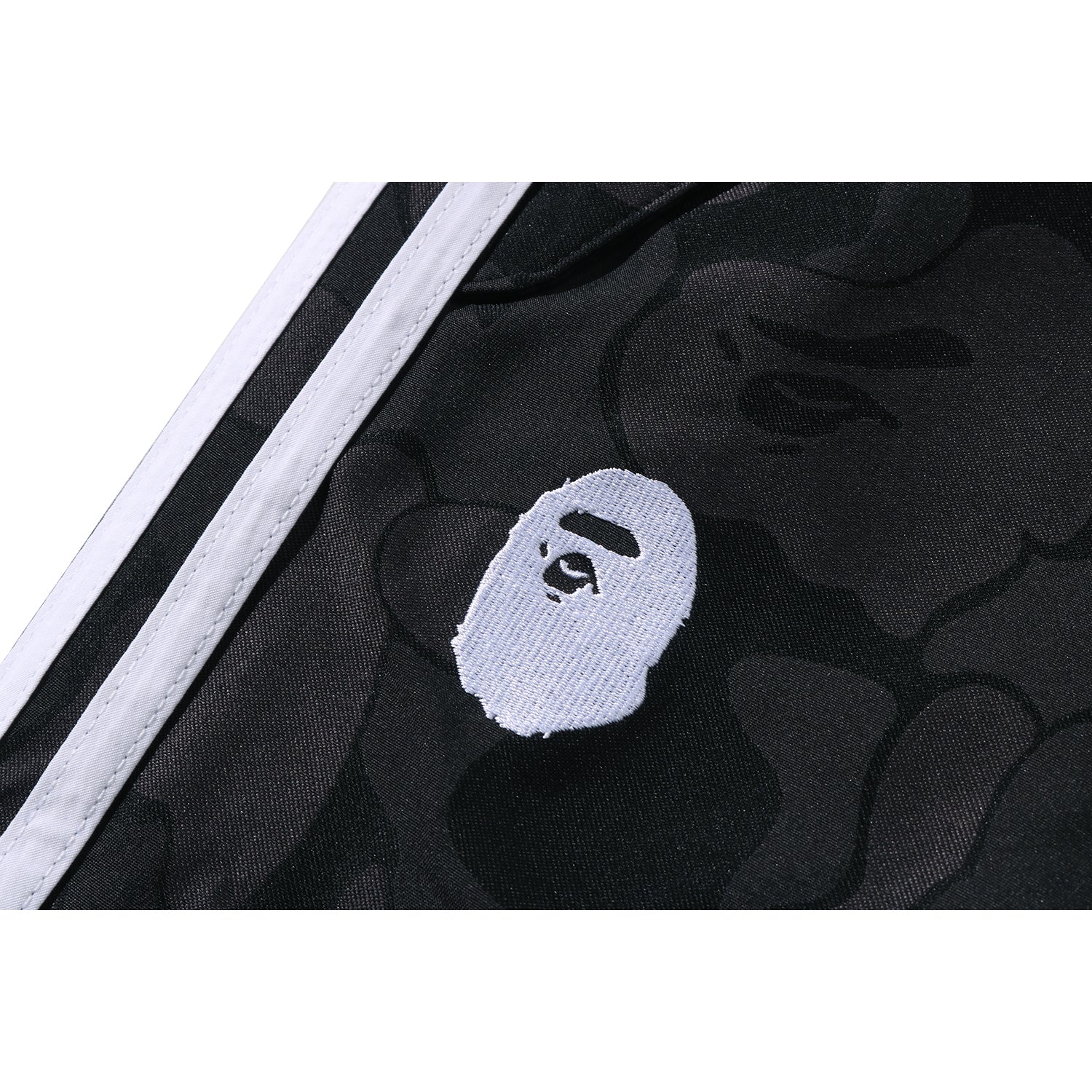 001PTM231908_BLK_E.jpg